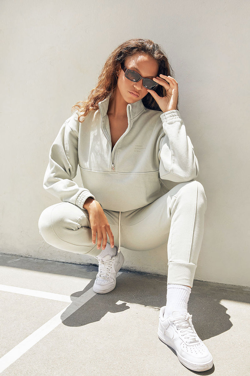Cream Yoga - Selena half-zip oversize pullover