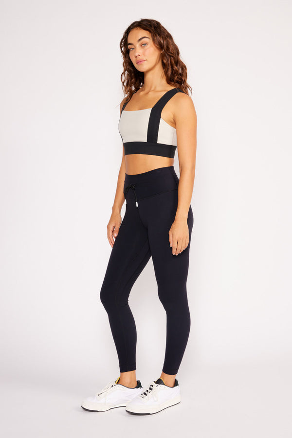 Aria 7/8 length legging black