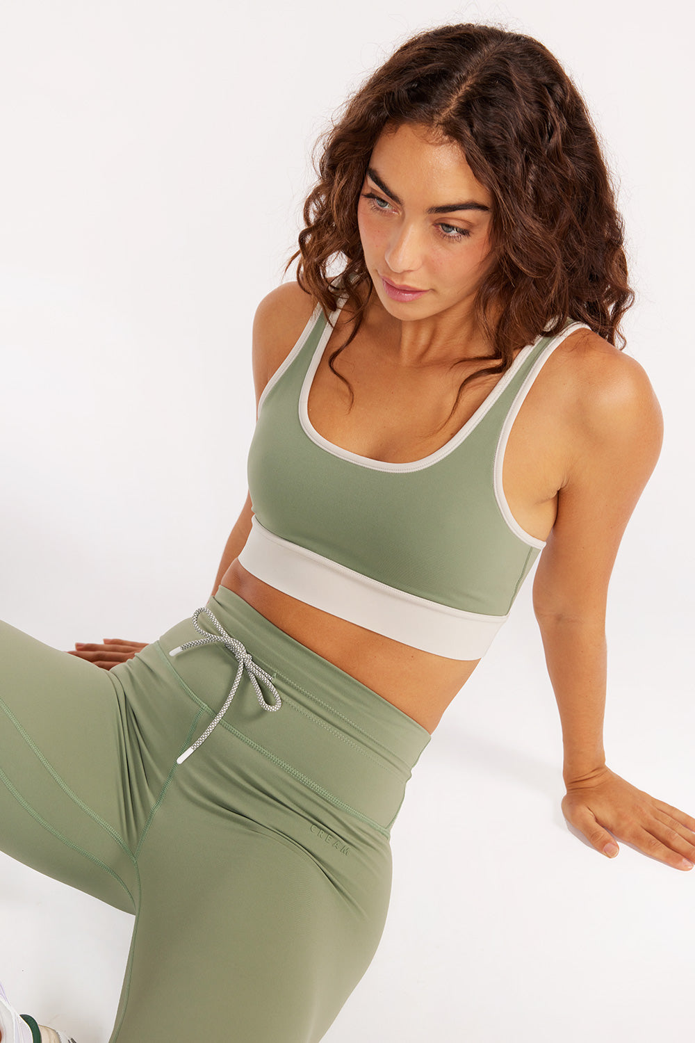 Cream Yoga Women's Sage v-neck seamless bra top white