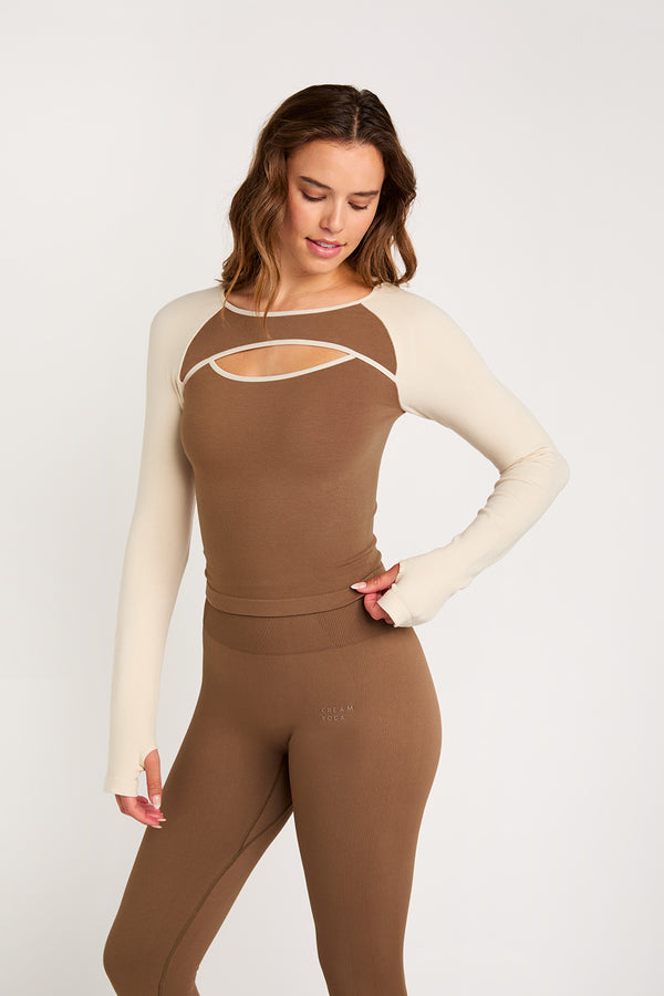 Charlotte ls cutout top latte n white