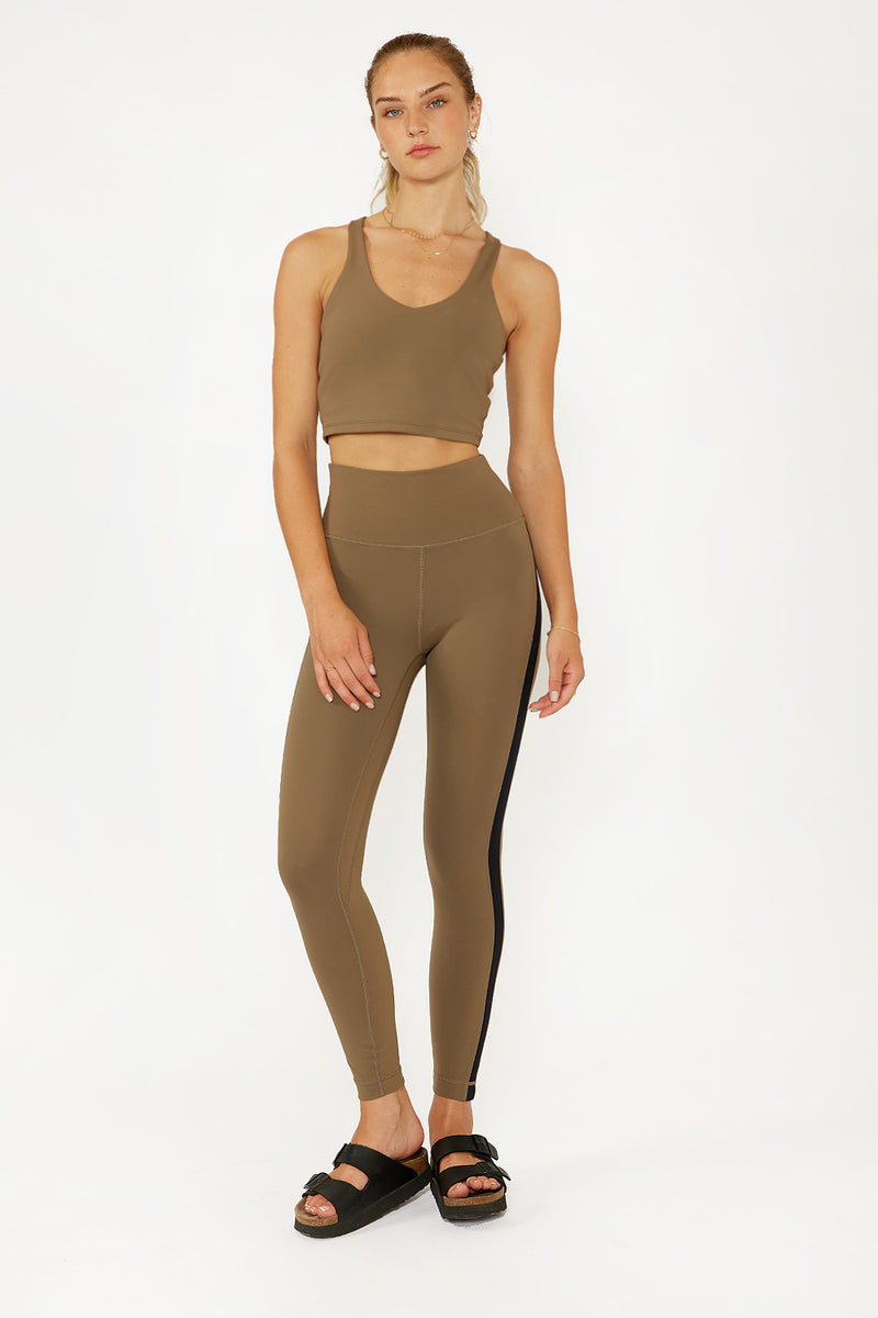 Cream Yoga - Hana 7/8 side stripe legging army green