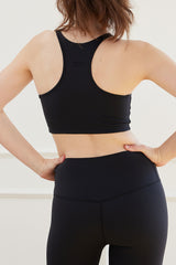 Jaylyn high-neck sports bra black