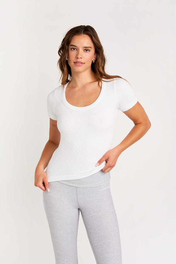 Cream Yoga - Jade ribbed ss top white