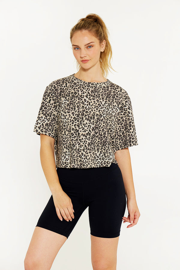 Cream Yoga - Karen short-sleeve crop tee cheetah